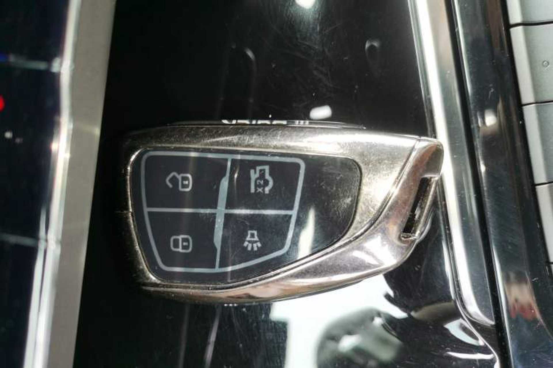 Used Buick Envision 2020 Encore S 652T Four-Wheel Drive Luxury Model Interior 1