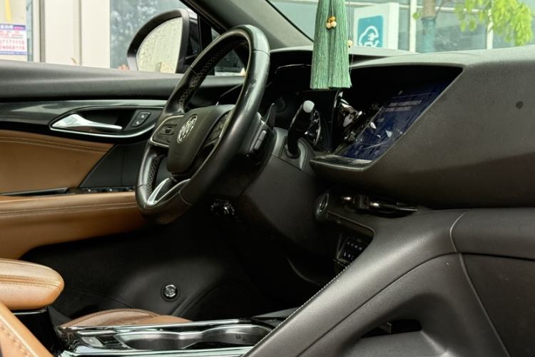 Used Buick Envision 2020 Encore S 652T Two-Wheel Drive Luxury Model Interior 2