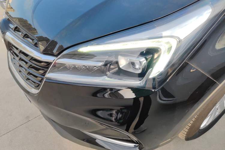 Used Buick Envision 2020 20T Two-Wheel Drive Luxury Model Left Front Headlight