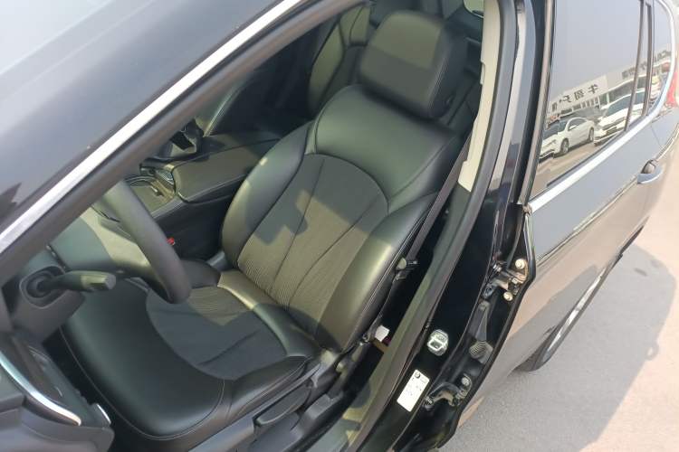 Used Buick Envision 2020 20T Two-Wheel Drive Leading Version Left Front Seat