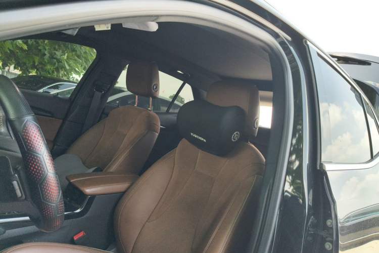 Used Buick Envision 2020 Encore S 652T Four-Wheel Drive Luxury Model Left Front Seat