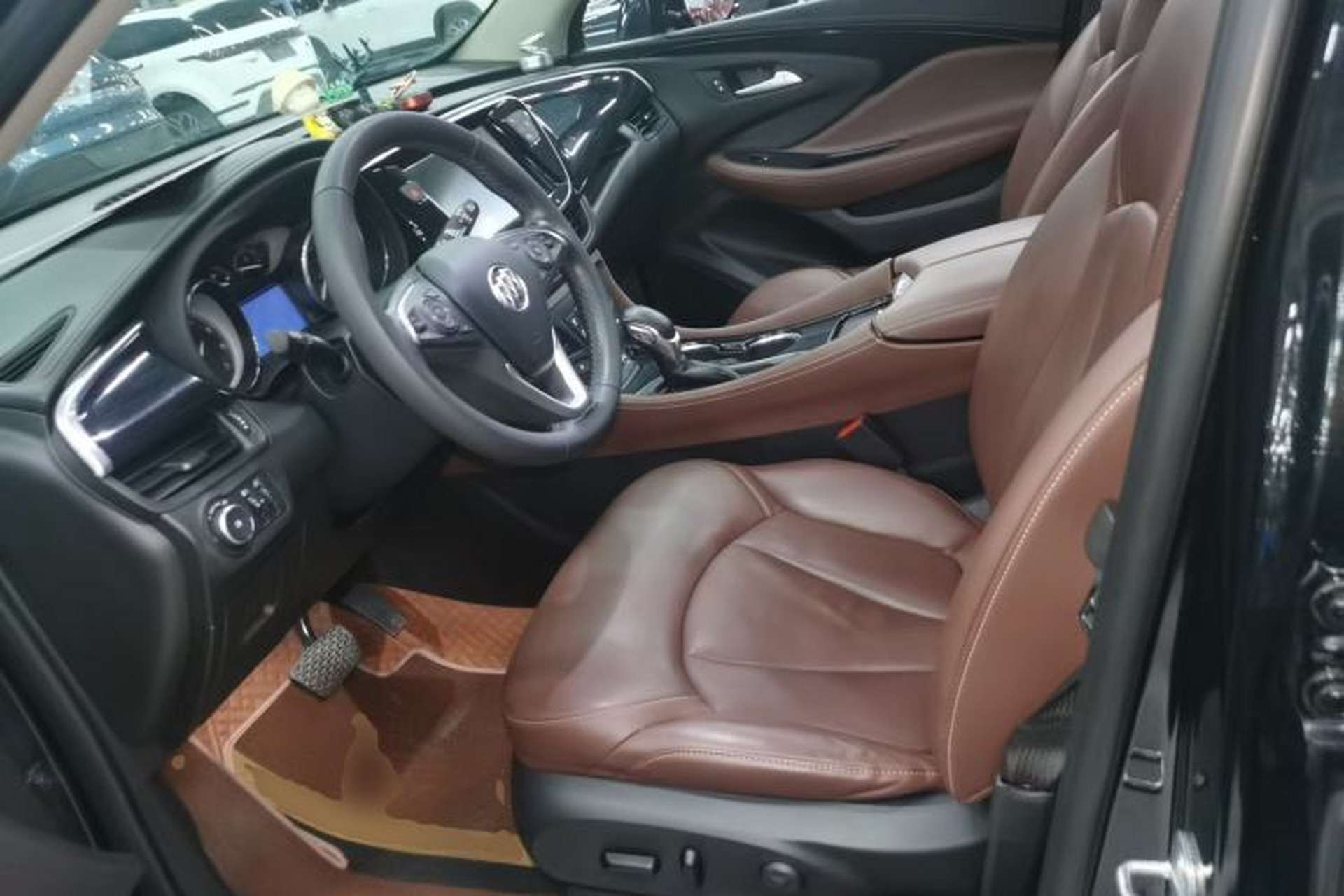 Used Buick Envision 2020 20T Two-Wheel Drive Luxury Model Left Front Seat