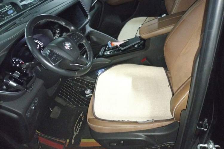 Used Buick Envision 2020 Encore S 652T Two-Wheel Drive Luxury Model Left Front Seat