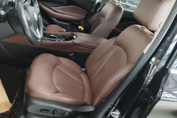 Used Buick Envision 2020 20T Two-Wheel Drive Luxury Model Left Front Seat