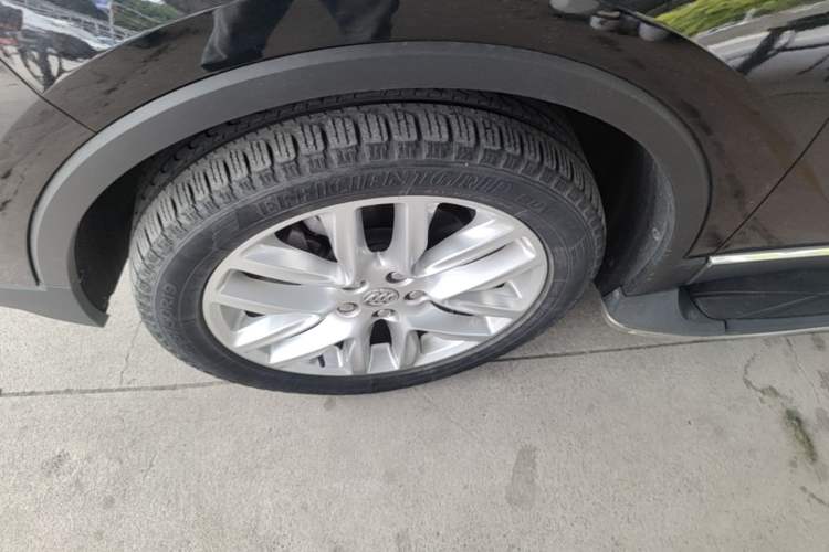 Used Buick Envision 2020 28T Four-Wheel Drive Elite Version Left Front Wheel Hub