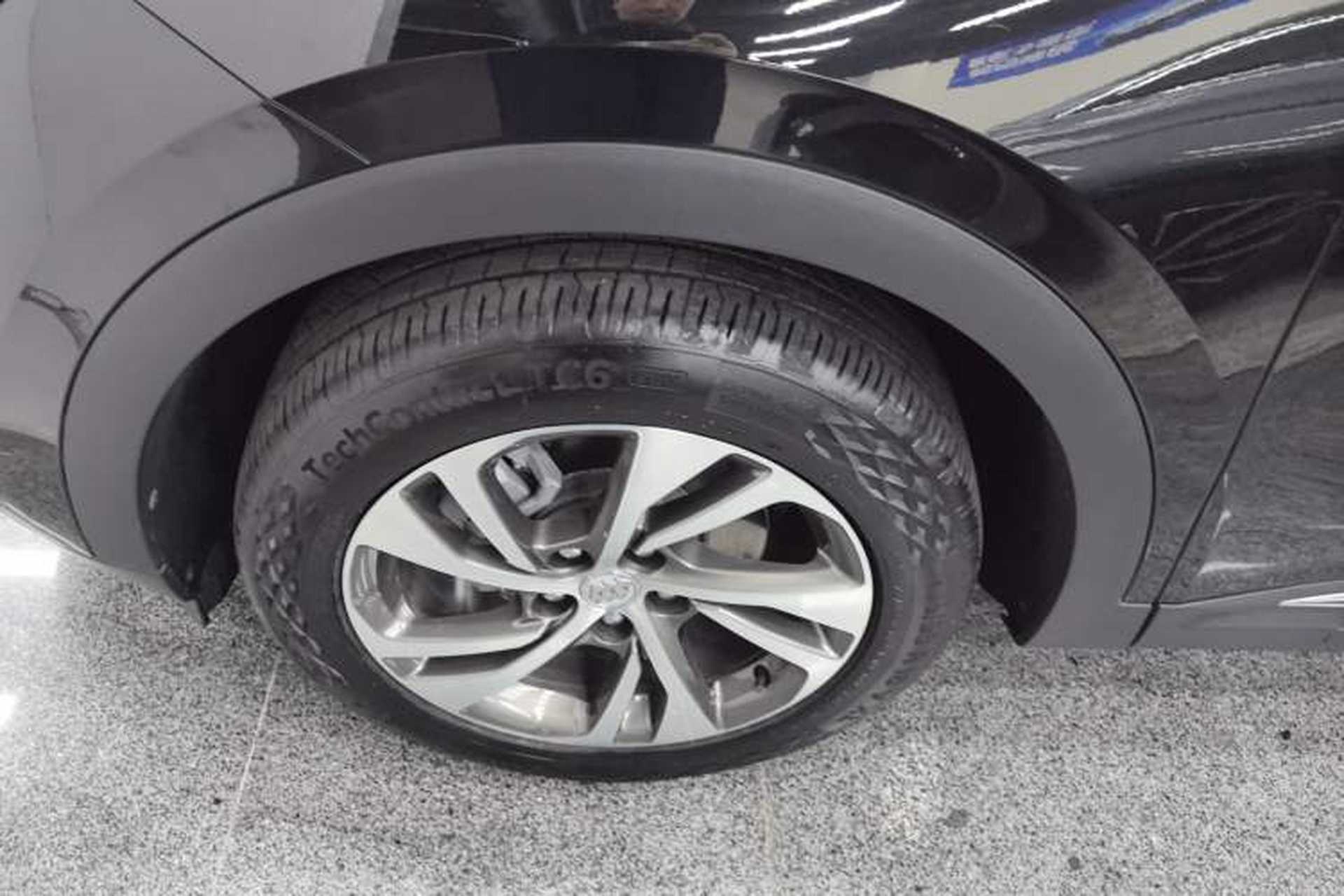 Used Buick Envision 2020 Encore S 652T Four-Wheel Drive Luxury Model Left Front Wheel Hub