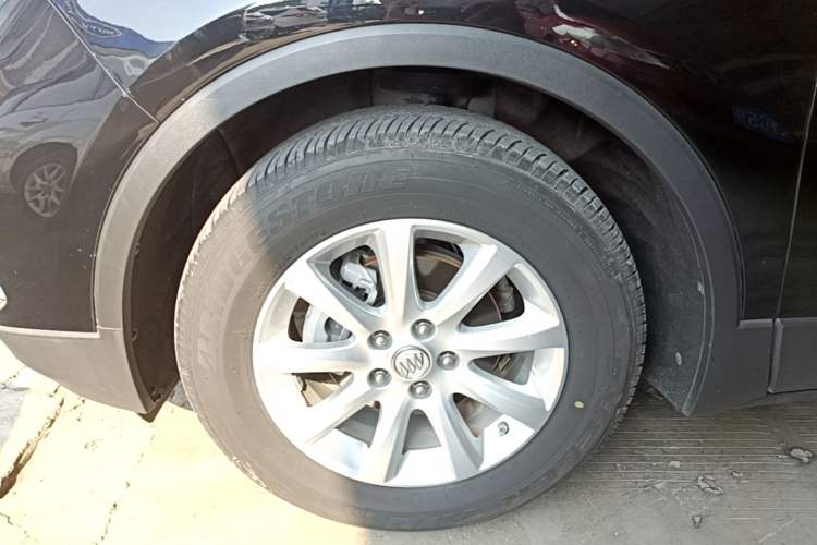Used Buick Envision 2020 20T Two-Wheel Drive Elite Version Left Front Wheel Hub