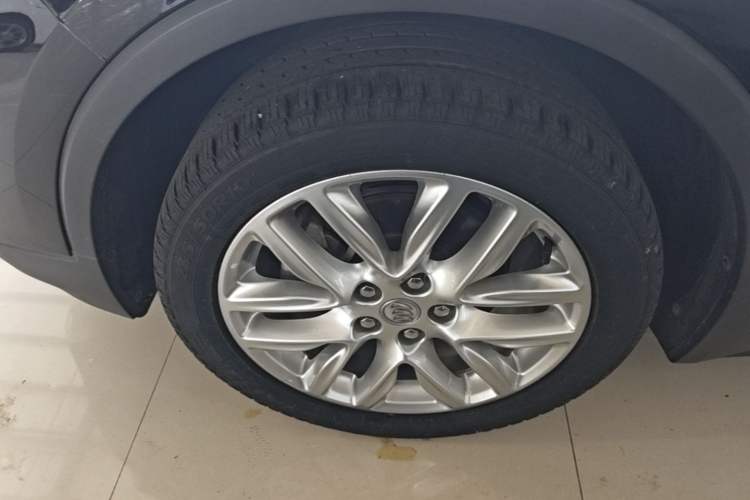 Used Buick Envision 2020 28T Four-Wheel Drive Elite Version Left Front Wheel Hub