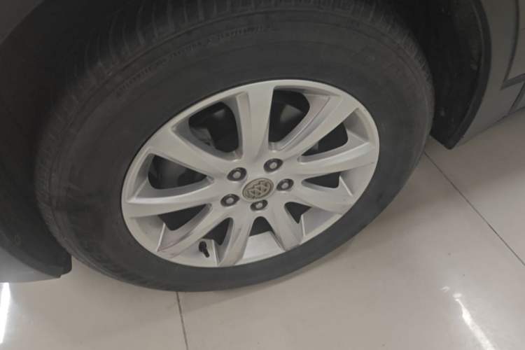 Used Buick Envision 2020 20T Two-Wheel Drive Elite Version Left Front Wheel Hub