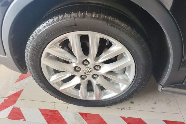 Used Buick Envision 2020 28T Four-Wheel Drive Elite Version Left Front Wheel Hub