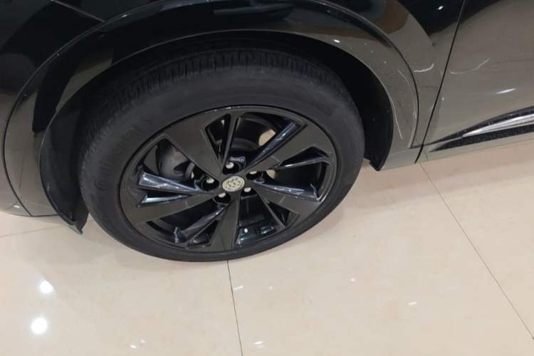 Used Buick Envision 2020 Onix S 652T Two-Wheel Drive Elite Model Left Front Wheel Hub
