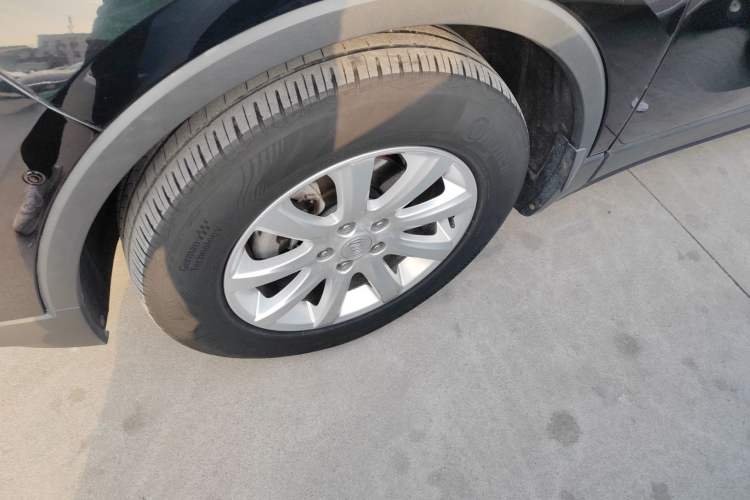 Used Buick Envision 2020 20T Two-Wheel Drive Luxury Model Left Front Wheel Hub