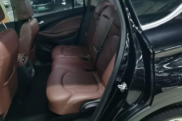 Used Buick Envision 2020 28T Four-Wheel Drive Elite Version Left Rear Seat