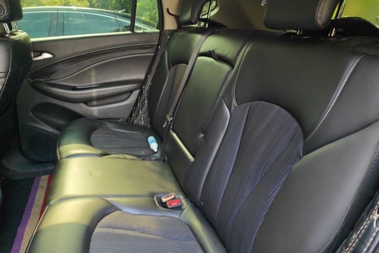 Used Buick Envision 2020 20T Two-Wheel Drive Leading Version Left Rear Seat