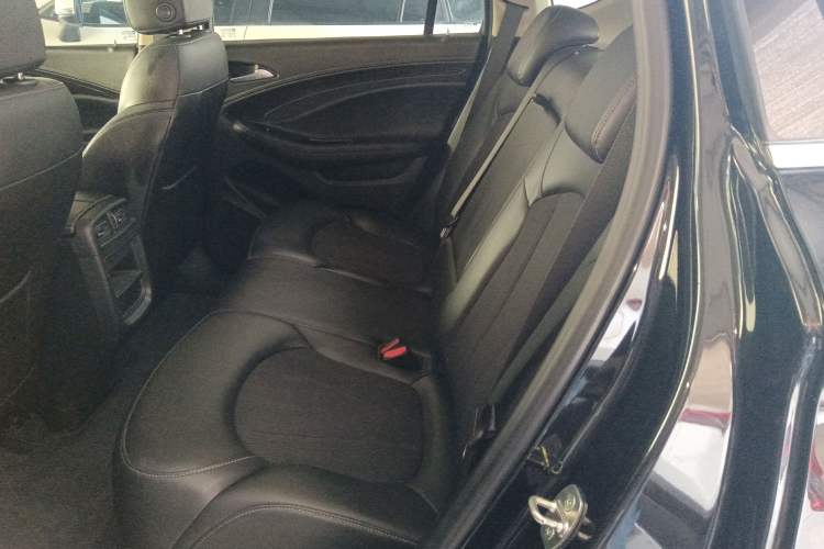 Used Buick Envision 2020 20T Two-Wheel Drive Leading Version Left Rear Seat