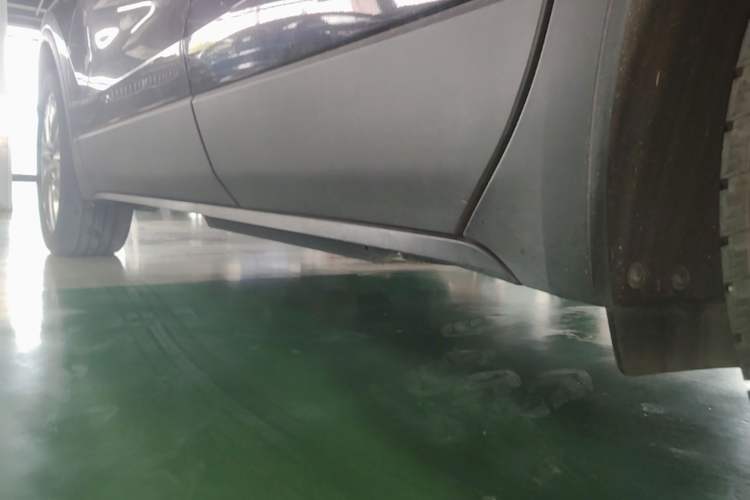 Used Buick Envision 2020 28T Four-Wheel Drive Elite Version Left Side Sill