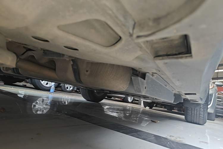 Used Buick Envision 2020 20T Two-Wheel Drive Leading Version Left Side Sill