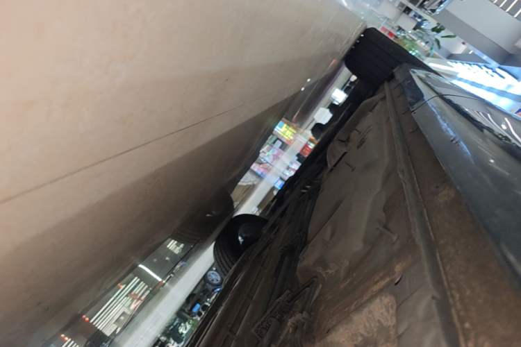 Used Buick Envision 2020 Onix S 652T Two-Wheel Drive Elite Model Left Side Sill