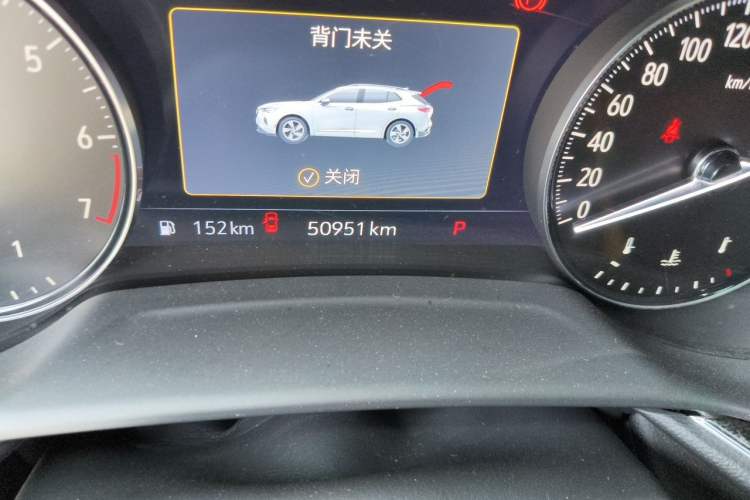 Used Buick Envision 2020 Encore S 652T Four-Wheel Drive Luxury Model Odometer Close Up