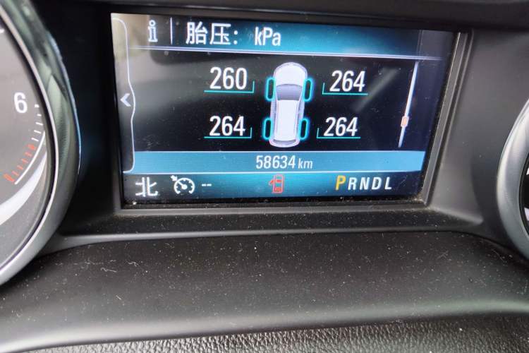 Used Buick Envision 2020 20T Two-Wheel Drive Leading Version Odometer Close Up