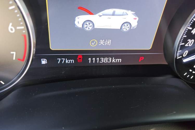 Used Buick Envision 2020 Encore S 652T Two-Wheel Drive Luxury Model Odometer Close Up