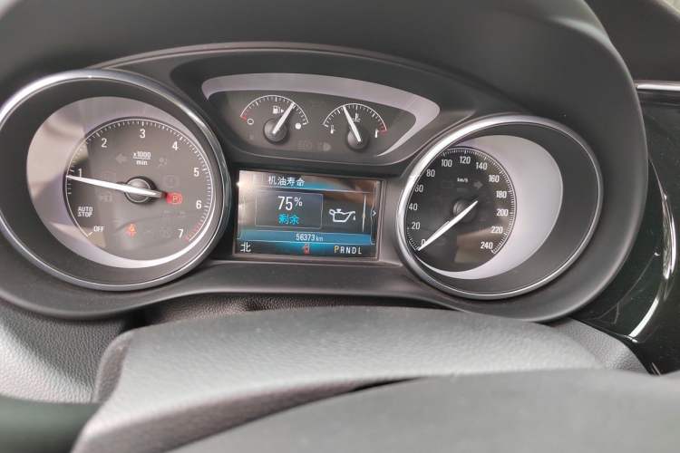 Used Buick Envision 2020 20T Two-Wheel Drive Leading Version Odometer Close Up