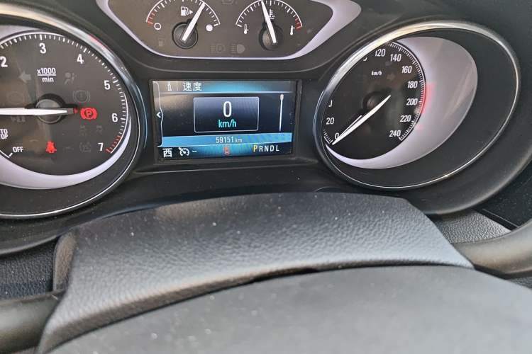 Used Buick Envision 2020 28T Four-Wheel Drive Millionth Anniversary Edition Odometer Close Up