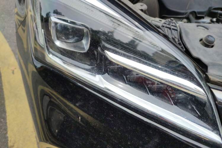 Used Buick Envision 2020 20T Two-Wheel Drive Elite Version Right Front Headlight