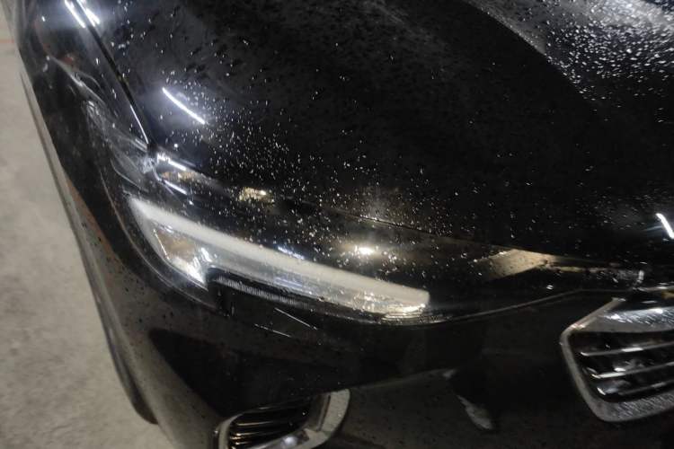 Used Buick Envision 2020 Encore S 652T Two-Wheel Drive Luxury Model Right Front Headlight