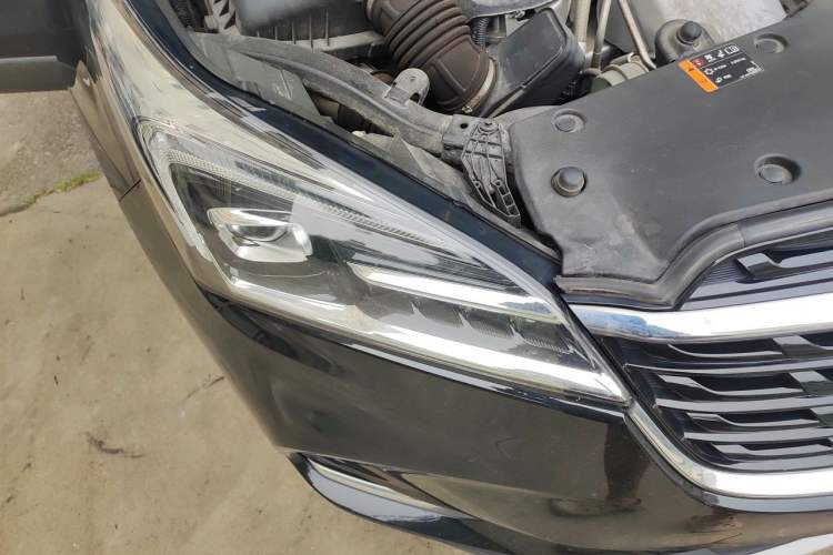 Used Buick Envision 2020 28T Four-Wheel Drive Elite Version Right Front Headlight