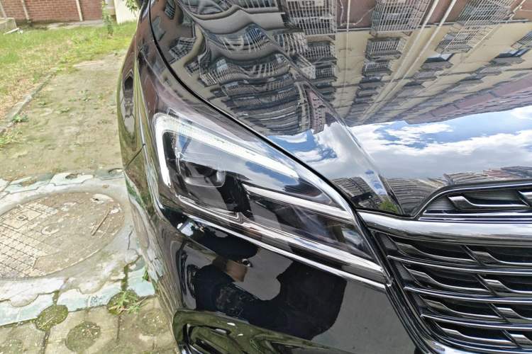 Used Buick Envision 2020 28T Four-Wheel Drive Elite Version Right Front Headlight