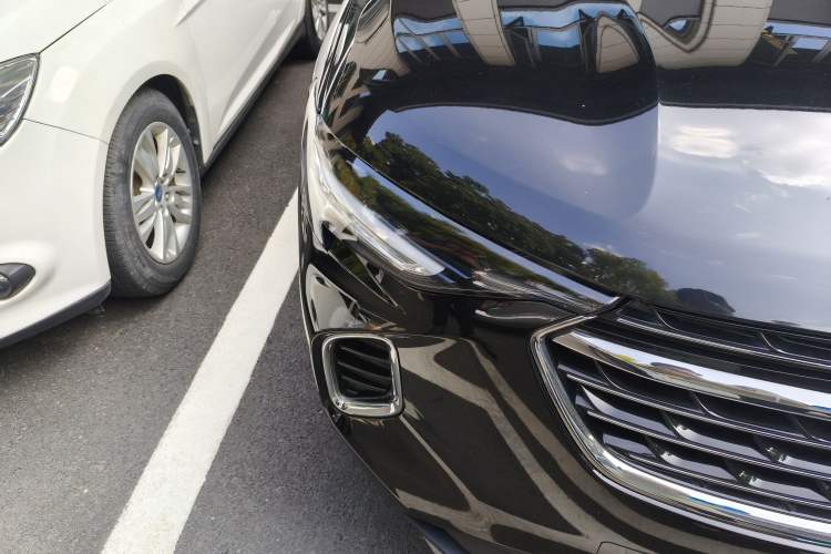 Used Buick Envision 2020 Onix S 652T Two-Wheel Drive Elite Model Right Front Headlight