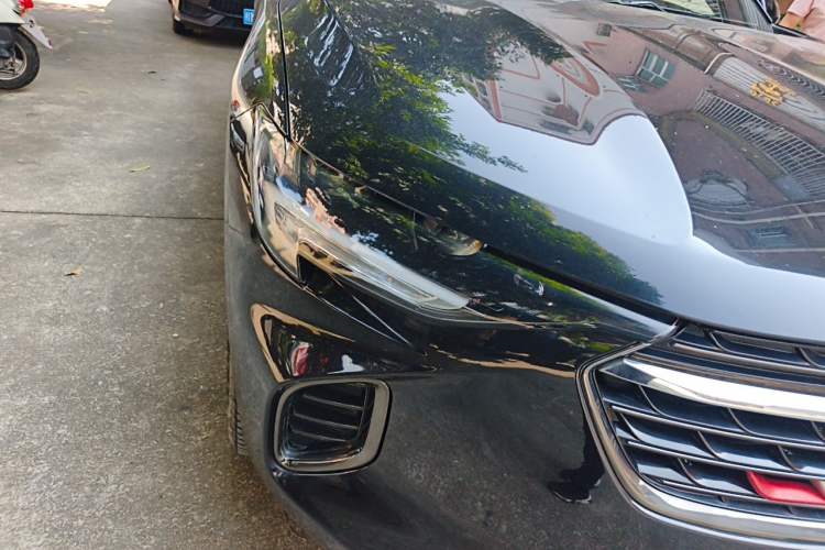 Used Buick Envision 2020 Encore GX S 652T Two-Wheel-Drive Limited-Edition S Sport Version Right Front Headlight