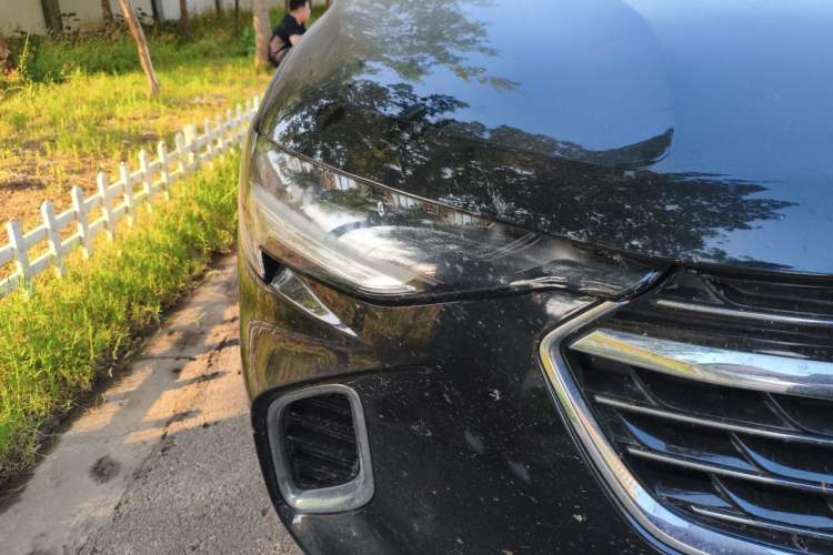 Used Buick Envision 2020 Encore S 652T Two-Wheel Drive Luxury Model Right Front Headlight
