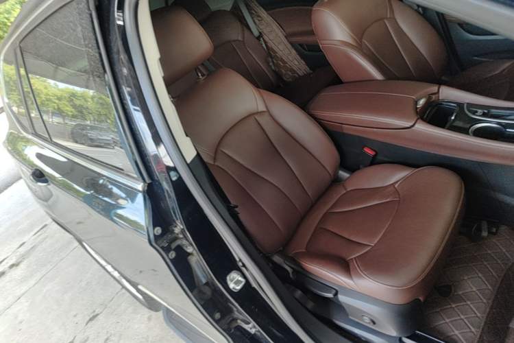 Used Buick Envision 2020 28T Four-Wheel Drive Elite Version Right Front Seat