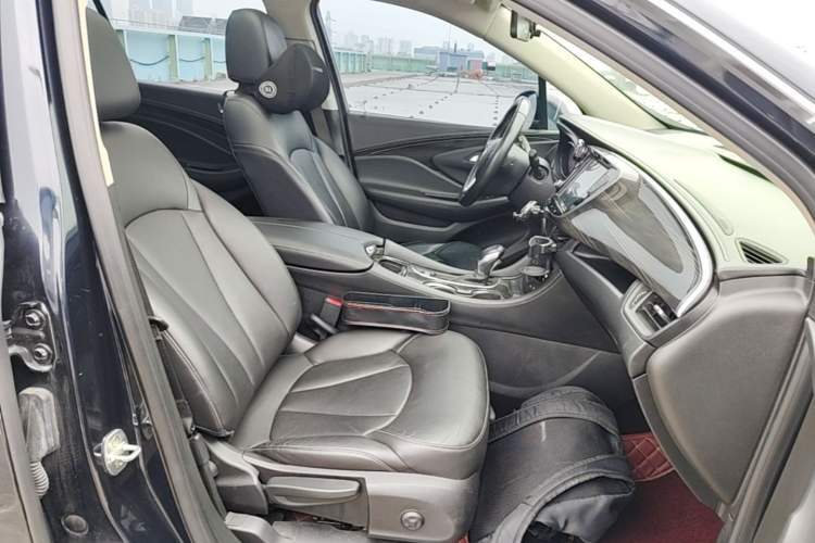 Used Buick Envision 2020 20T Two-Wheel Drive Elite Version Right Front Seat