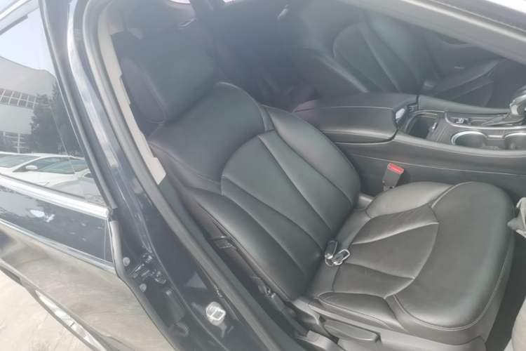 Used Buick Envision 2020 20T Two-Wheel Drive Elite Version Right Front Seat