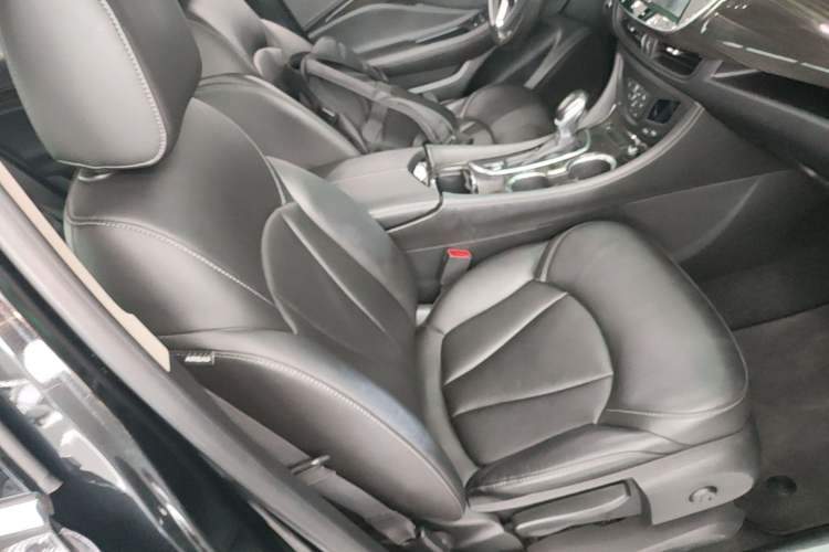Used Buick Envision 2020 20T Two-Wheel Drive Elite Version Right Front Seat