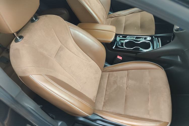 Used Buick Envision 2020 Encore S 652T Two-Wheel Drive Luxury Model Right Front Seat