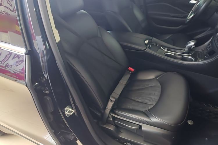 Used Buick Envision 2020 20T Two-Wheel Drive Leading Version Right Front Seat