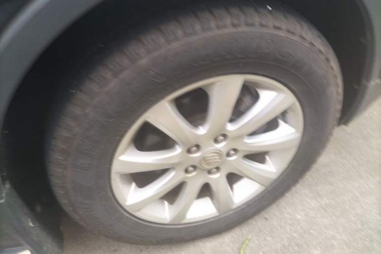 Used Buick Envision 2020 20T Two-Wheel Drive Elite Version Right Front Wheel Hub