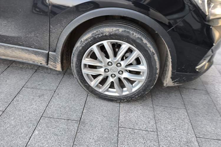 Used Buick Envision 2020 28T Four-Wheel Drive Elite Version Right Front Wheel Hub