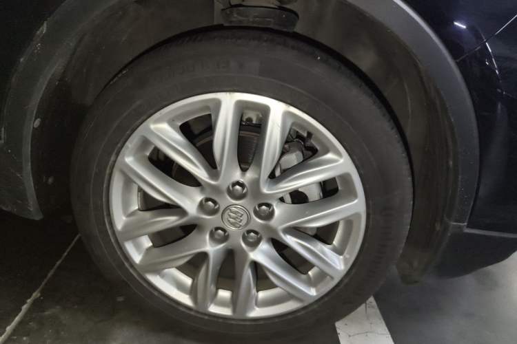 Used Buick Envision 2020 28T Four-Wheel Drive Elite Version Right Front Wheel Hub