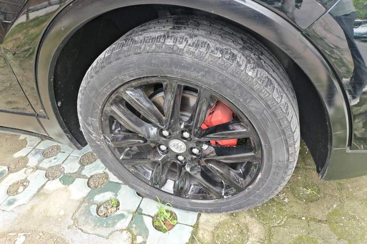 Used Buick Envision 2020 28T Four-Wheel Drive Elite Version Right Front Wheel Hub