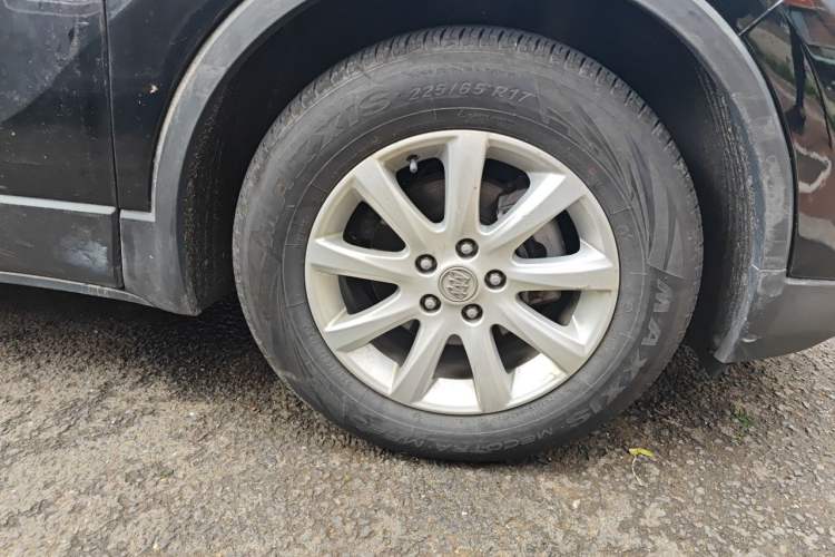 Used Buick Envision 2020 20T Two-Wheel Drive Elite Version Right Front Wheel Hub