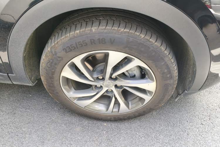 Used Buick Envision 2020 Onix S 652T Two-Wheel Drive Elite Model Right Front Wheel Hub