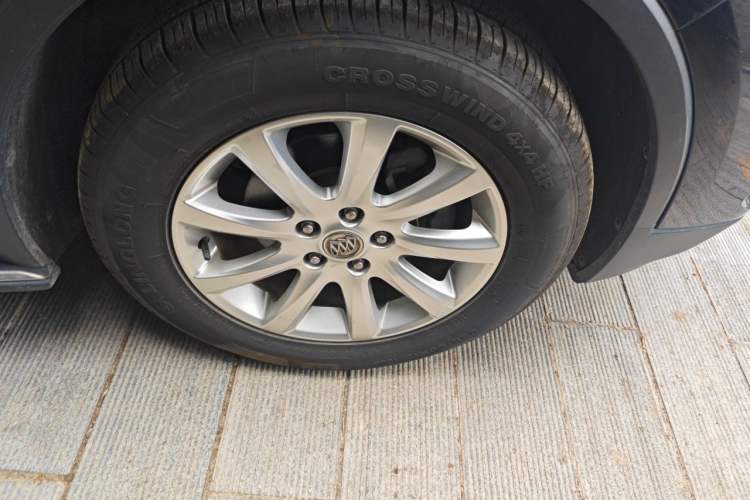 Used Buick Envision 2020 20T Two-Wheel Drive Elite Version Right Front Wheel Hub