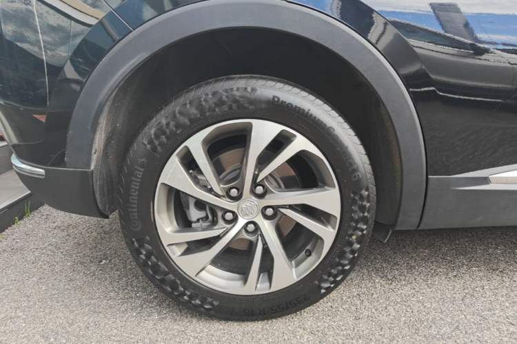 Used Buick Envision 2020 Onix S 652T Two-Wheel Drive Elite Model Right Rear Wheel Hub