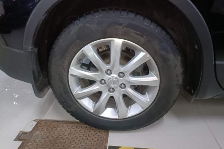 Used Buick Envision 2020 20T Two-Wheel Drive Elite Version Right Rear Wheel Hub
