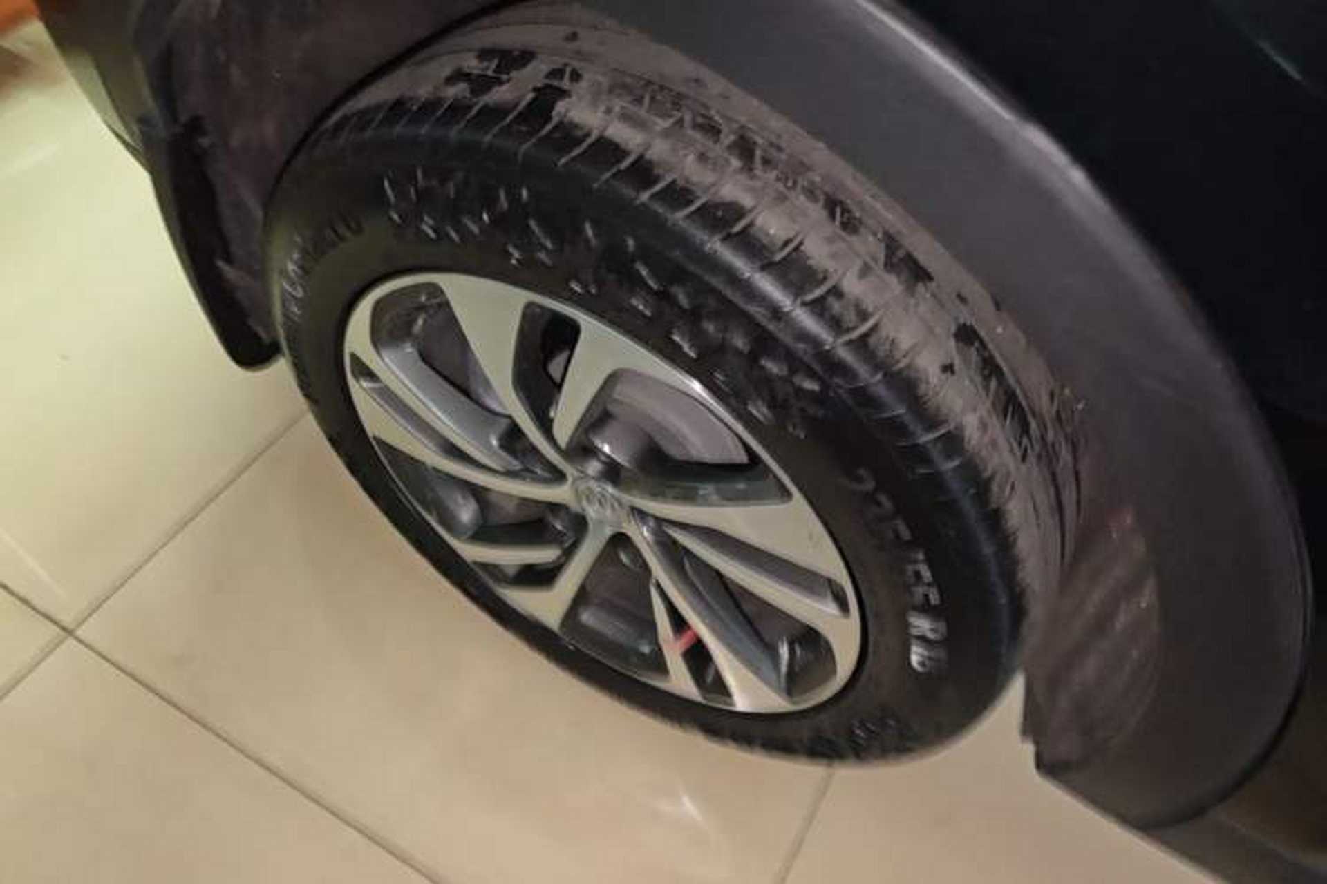Used Buick Envision 2020 Encore S 652T Four-Wheel Drive Luxury Model Right Rear Wheel Hub
